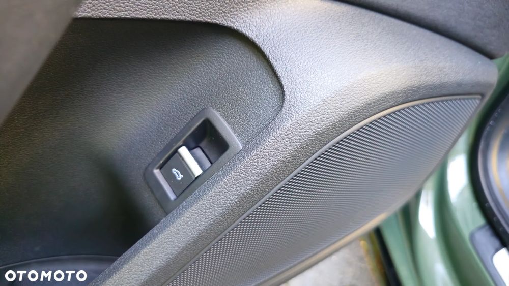 Audi A4 Limousine - 16