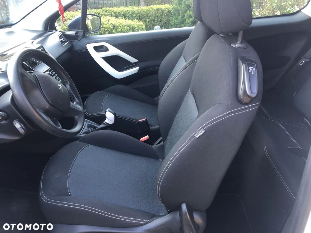 Peugeot 208 1.2 PureTech Access - 7