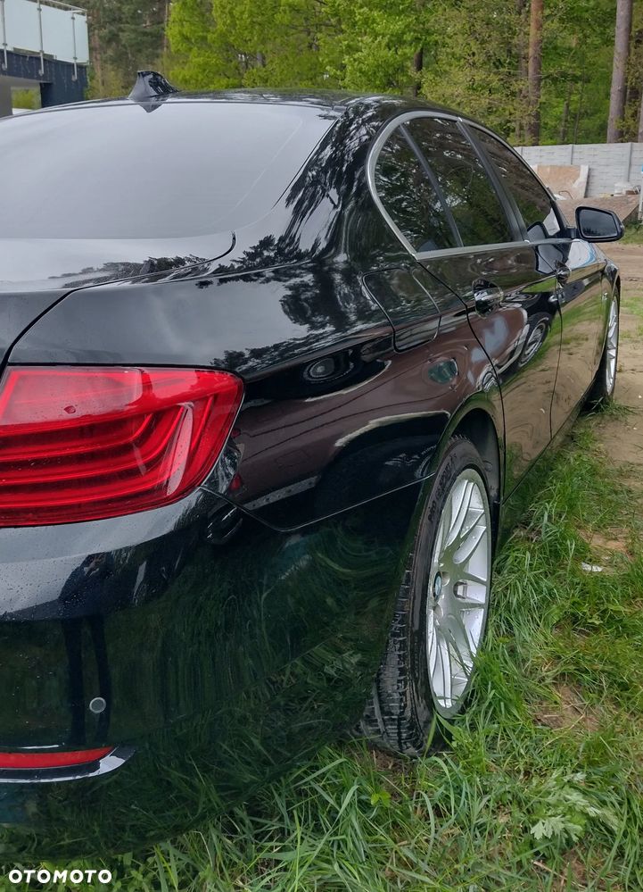 BMW Seria 5 528i xDrive Sport-Aut Luxury Line - 5