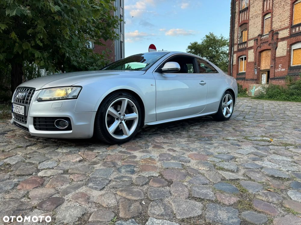 Audi A5 Coupé - 1