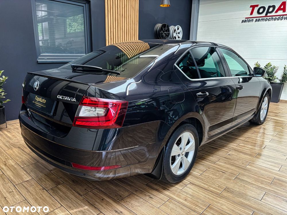 Skoda Octavia 1.5 TSI ACT Style DSG - 7