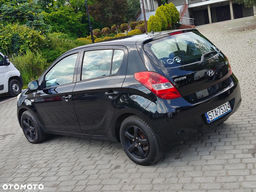 Hyundai ix20 1.4 Comfort - 12