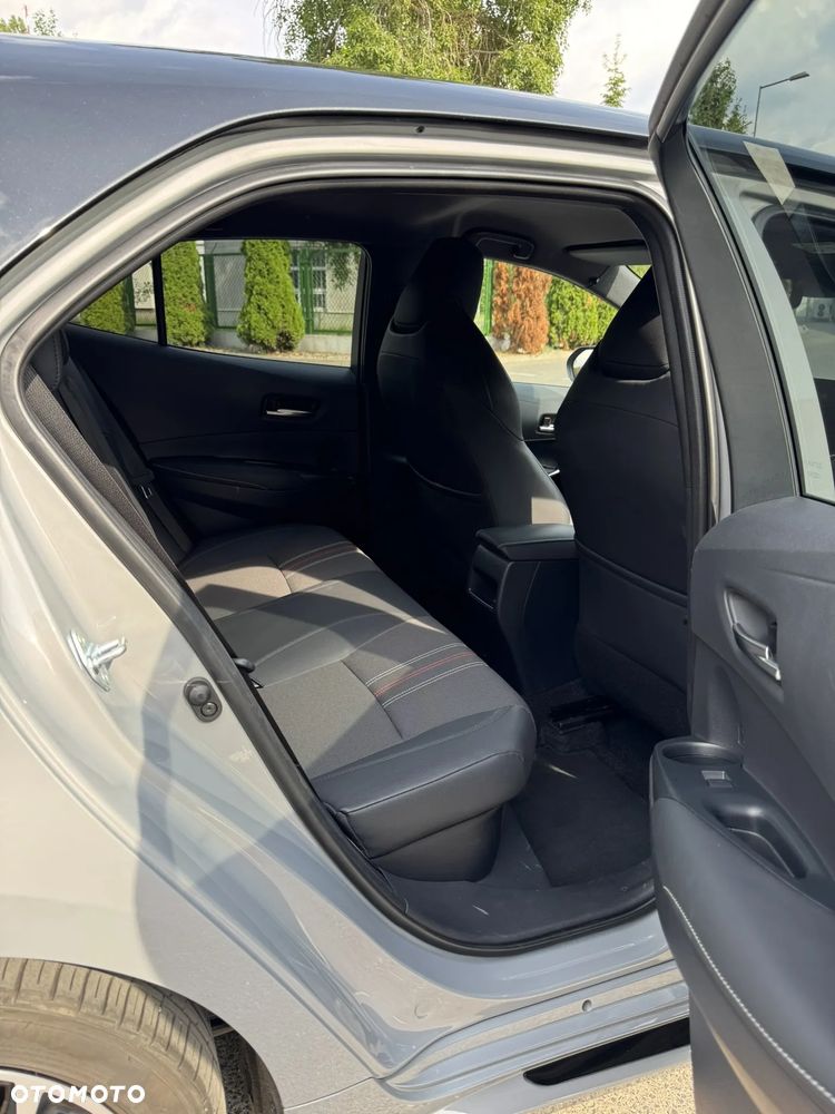 Toyota Corolla 2.0 Hybrid GR Sport - 14