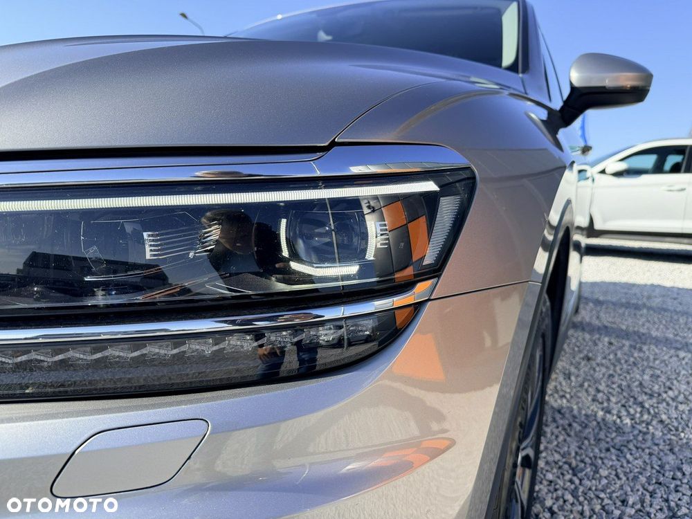 Volkswagen Tiguan - 8