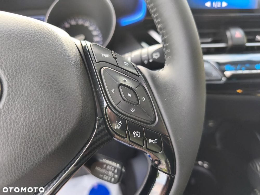 Toyota C-HR Style Selection - 25