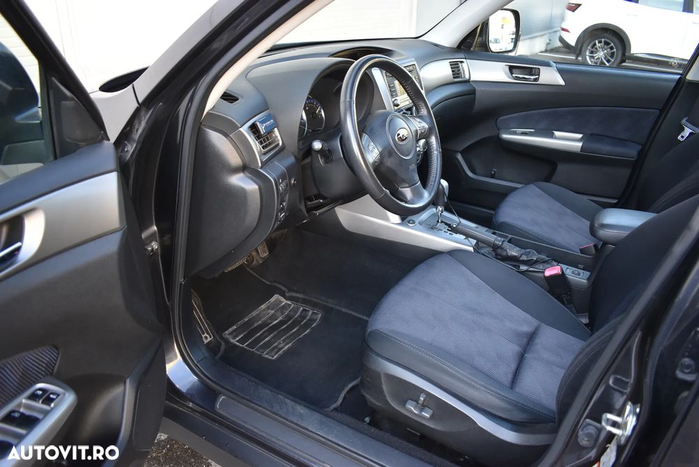 Subaru Forester 2.0X 4Q Aut - 17
