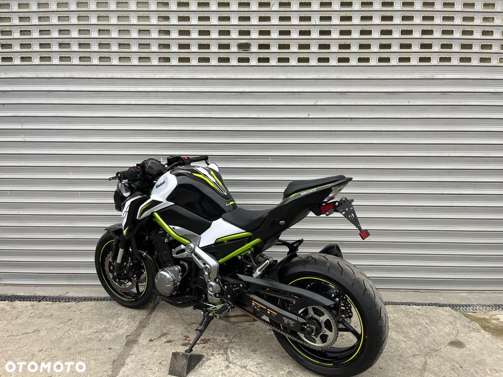 Kawasaki Z 900 - 5