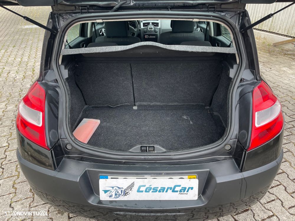 Renault Mégane 1.5 dCi Privilège - 16