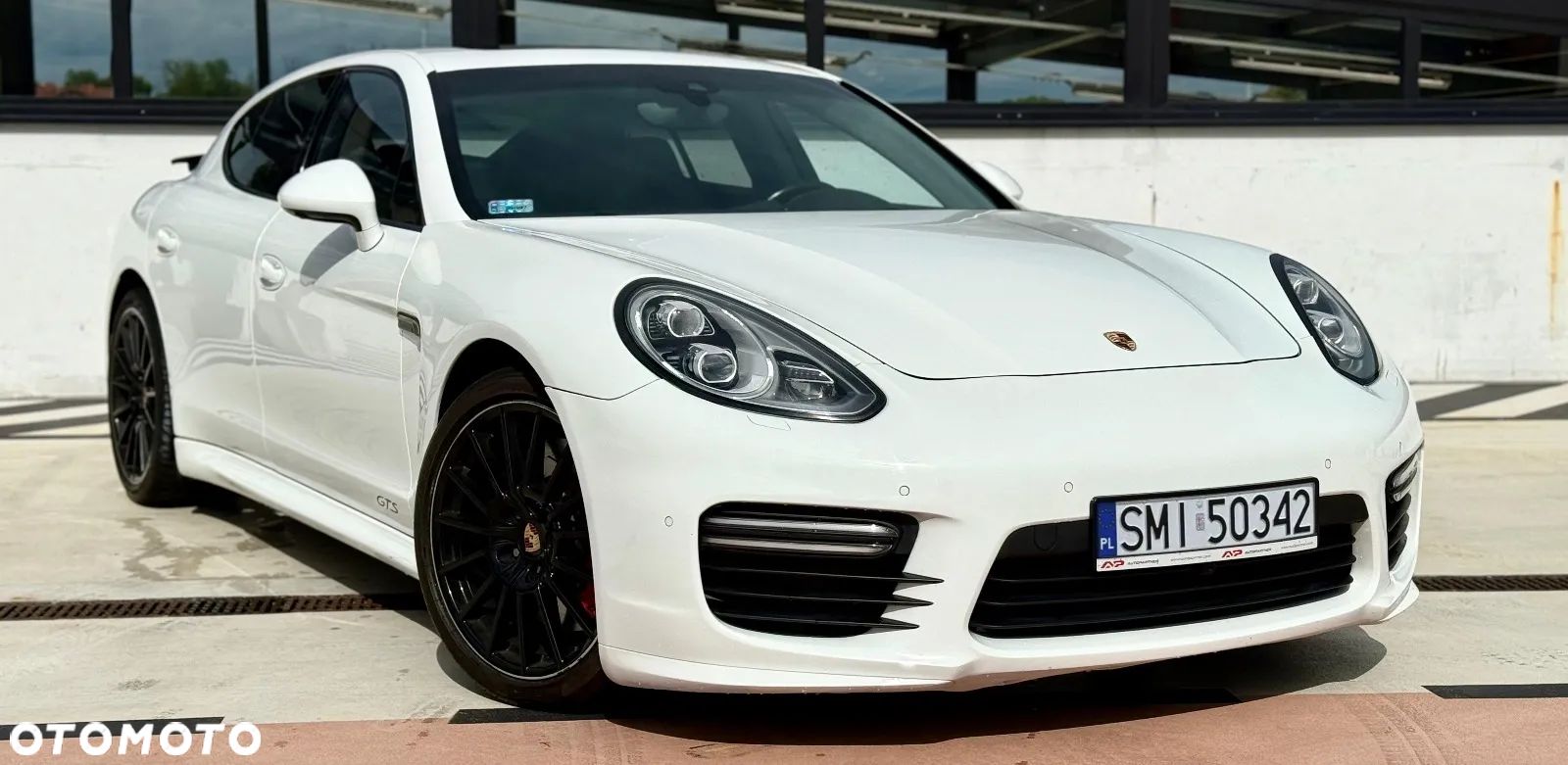Porsche Panamera GTS PDK - 1