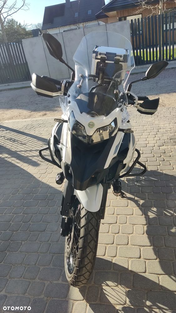 Benelli TRK 502X - 17