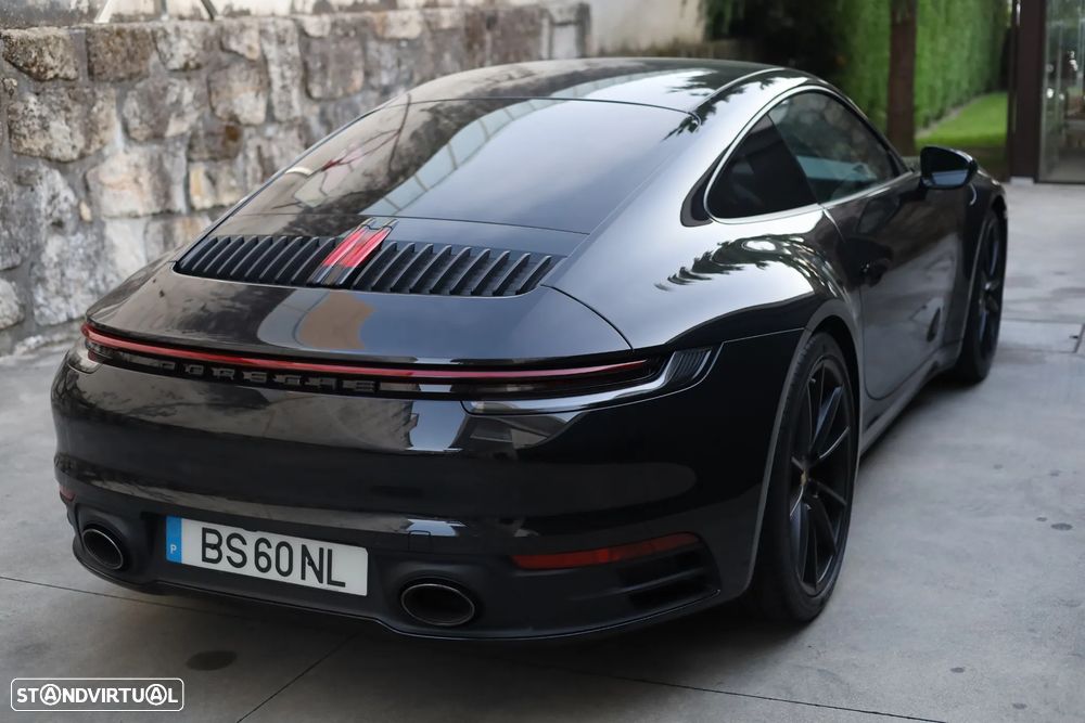 Porsche 911 Série F - 2