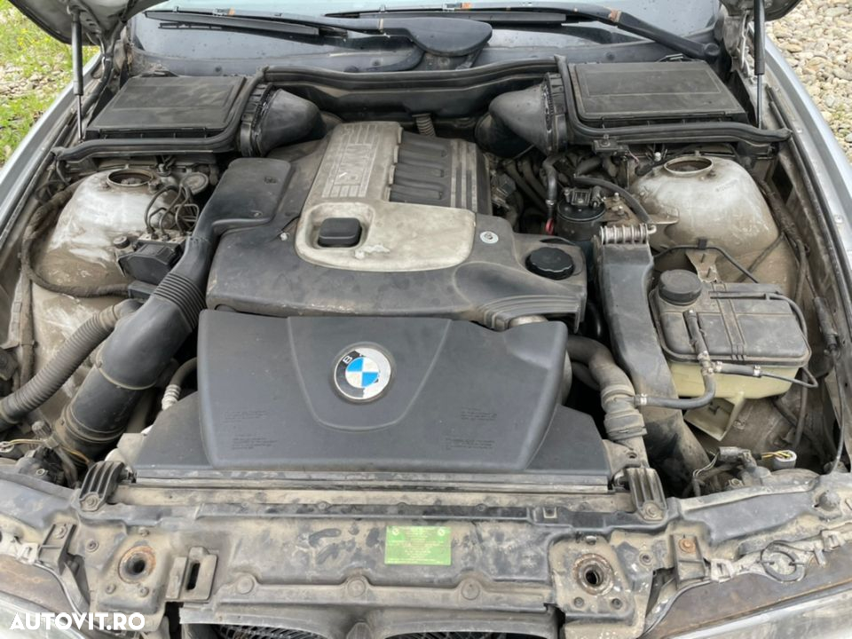 piese bmw e39 Facelift 520d 2002 telefon interior panouri mahon trimuri motor cutie volanta ambreaj radiator jante roti R 16 17 5x120 alutec  capota bara aripa far usa ceasuri bord - 34