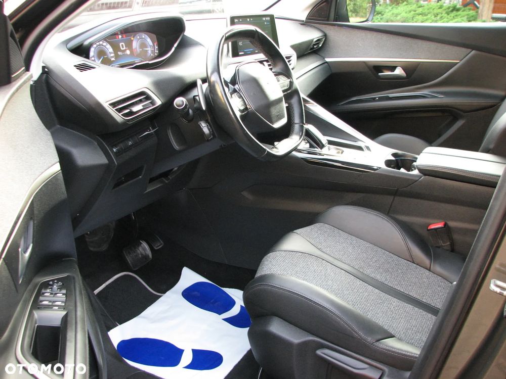 Peugeot 3008 1.5 BlueHDi Allure Pack S&S EAT8 - 15
