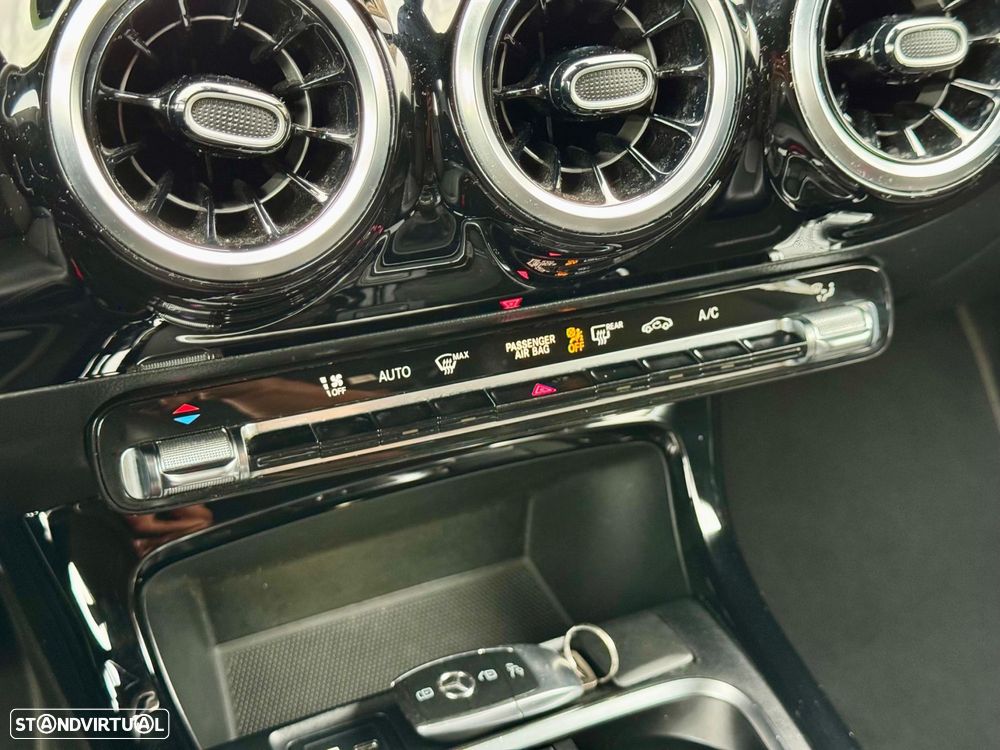 Mercedes-Benz CLA 180 - 36