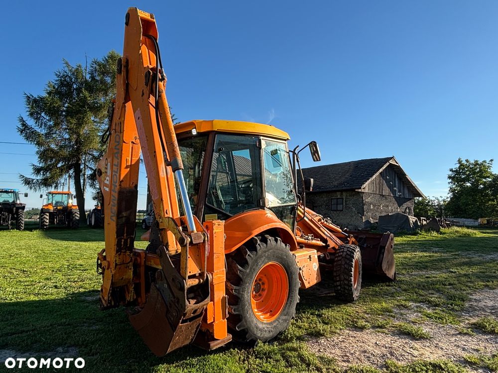 New Holland LB110 - 5