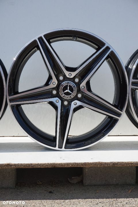 Mercedes AMG W205 5x112 18 7,5J et33 et44 - 12