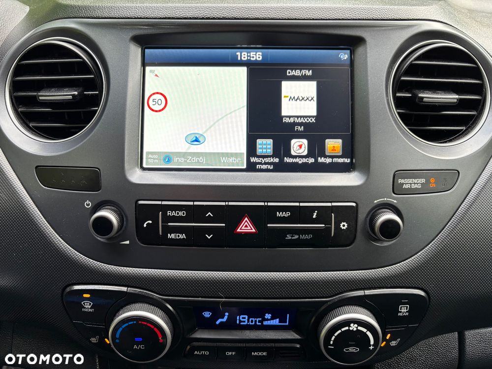 Hyundai i10 1.2 Passion - 11