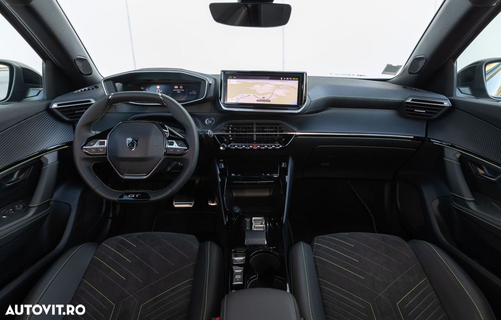 Peugeot 2008 e-2008 GT - 9