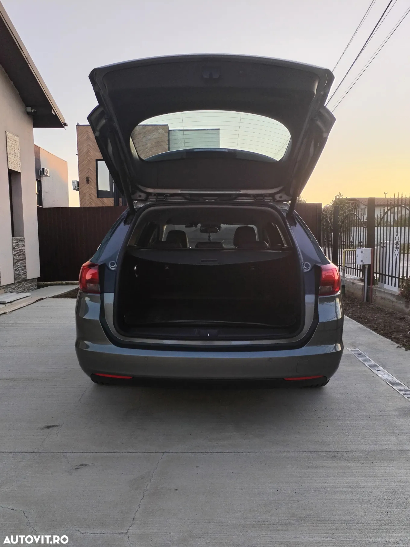 Opel Astra 1.6 D (CDTI) Sports Tourer Innovation - 8