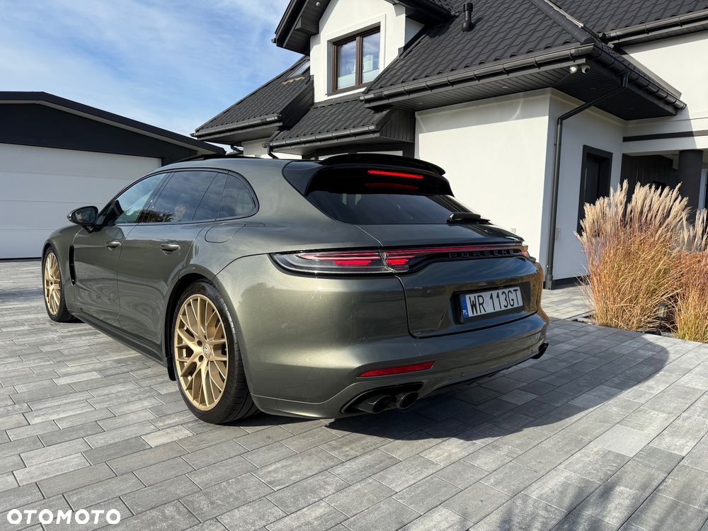 Porsche Panamera 4 Platinum Edition - 10