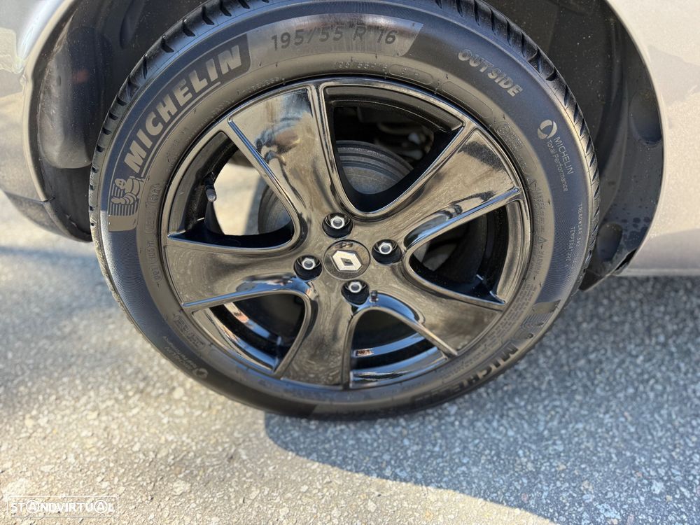 Renault Clio 0.9 TCE Dynamique S - 9