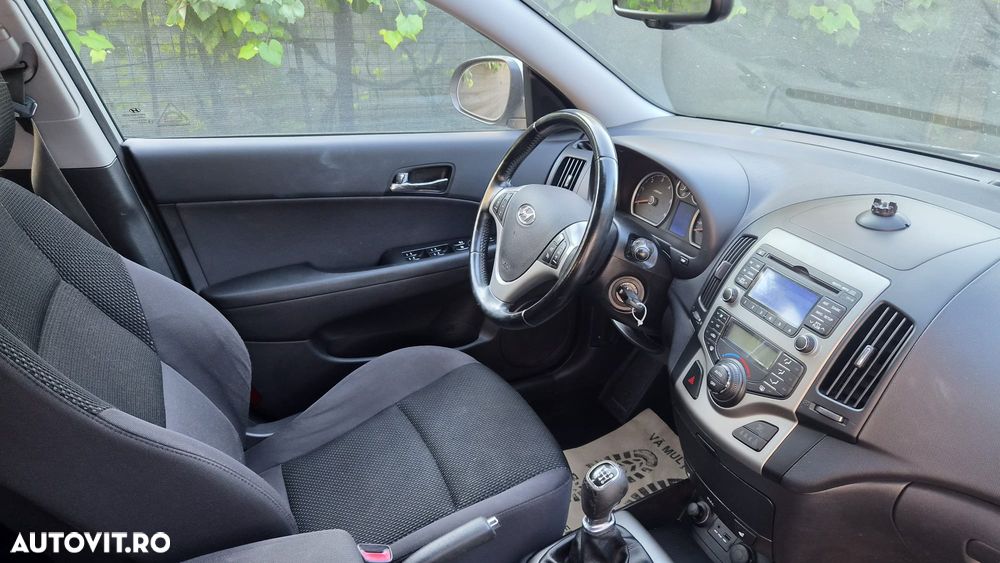Hyundai i30 1.6 CRDI Edition Plus - 6