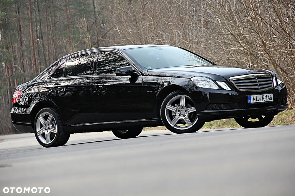 Mercedes-Benz Klasa E 200 BlueEFFICIENCY Elegance - 10