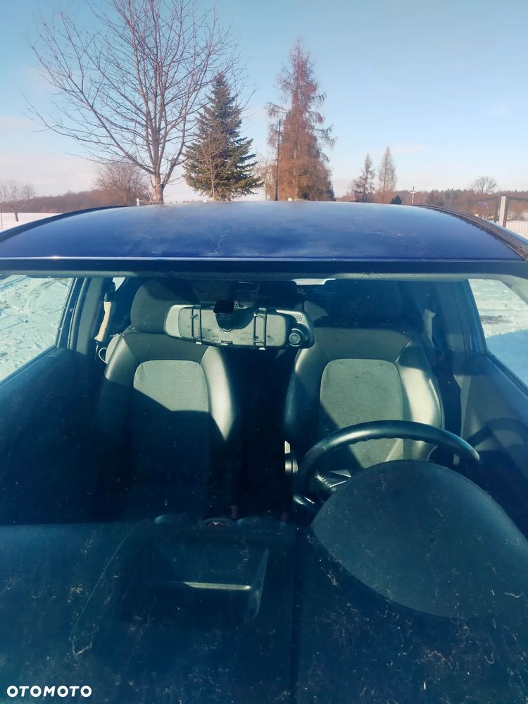 Mitsubishi Colt - 10