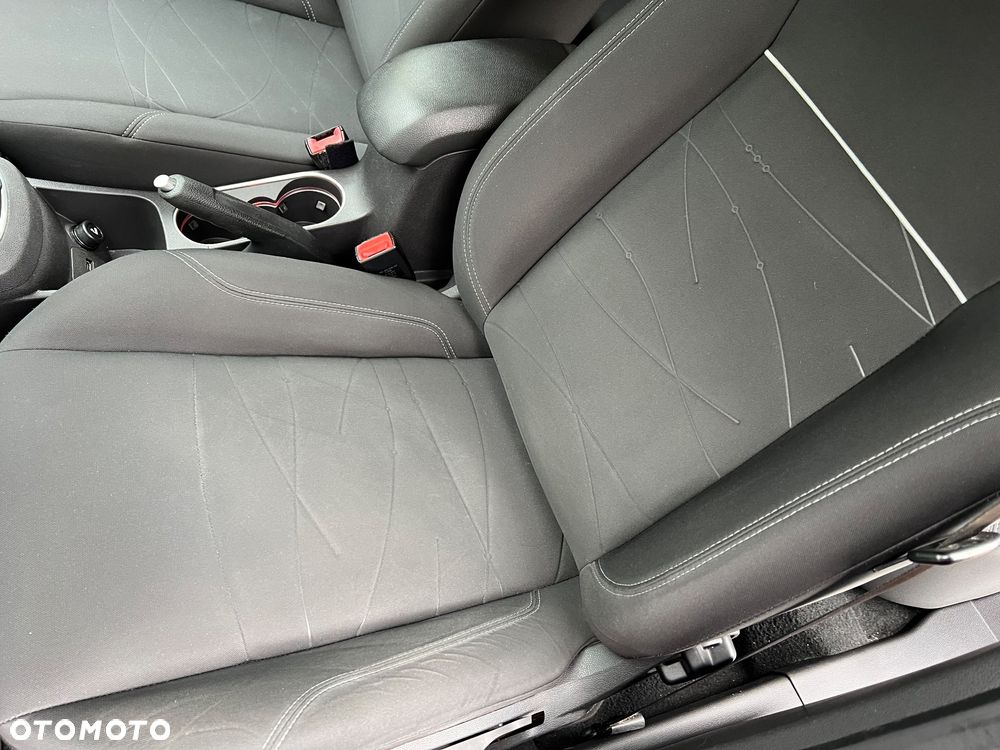 Ford Fiesta 1.0 EcoBoost STart-Stop Titanium - 30