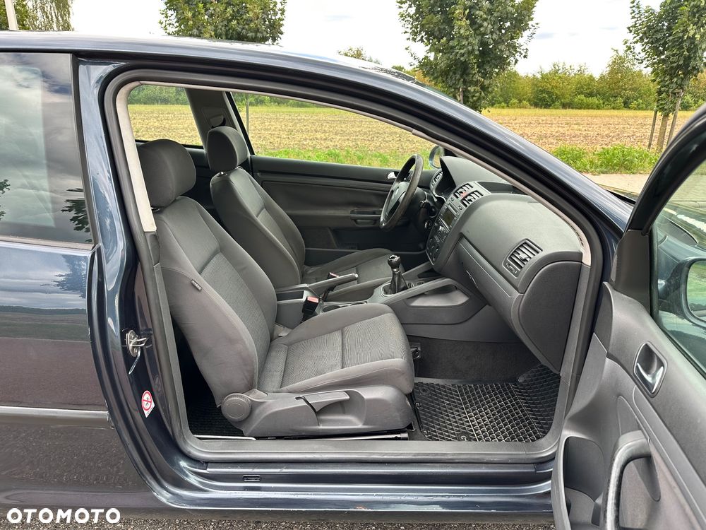 Volkswagen Golf 1.9 TDI Goal - 27