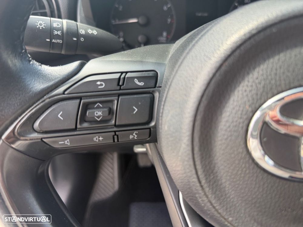 Toyota Yaris 1.5 VVT-i Comfort - 10