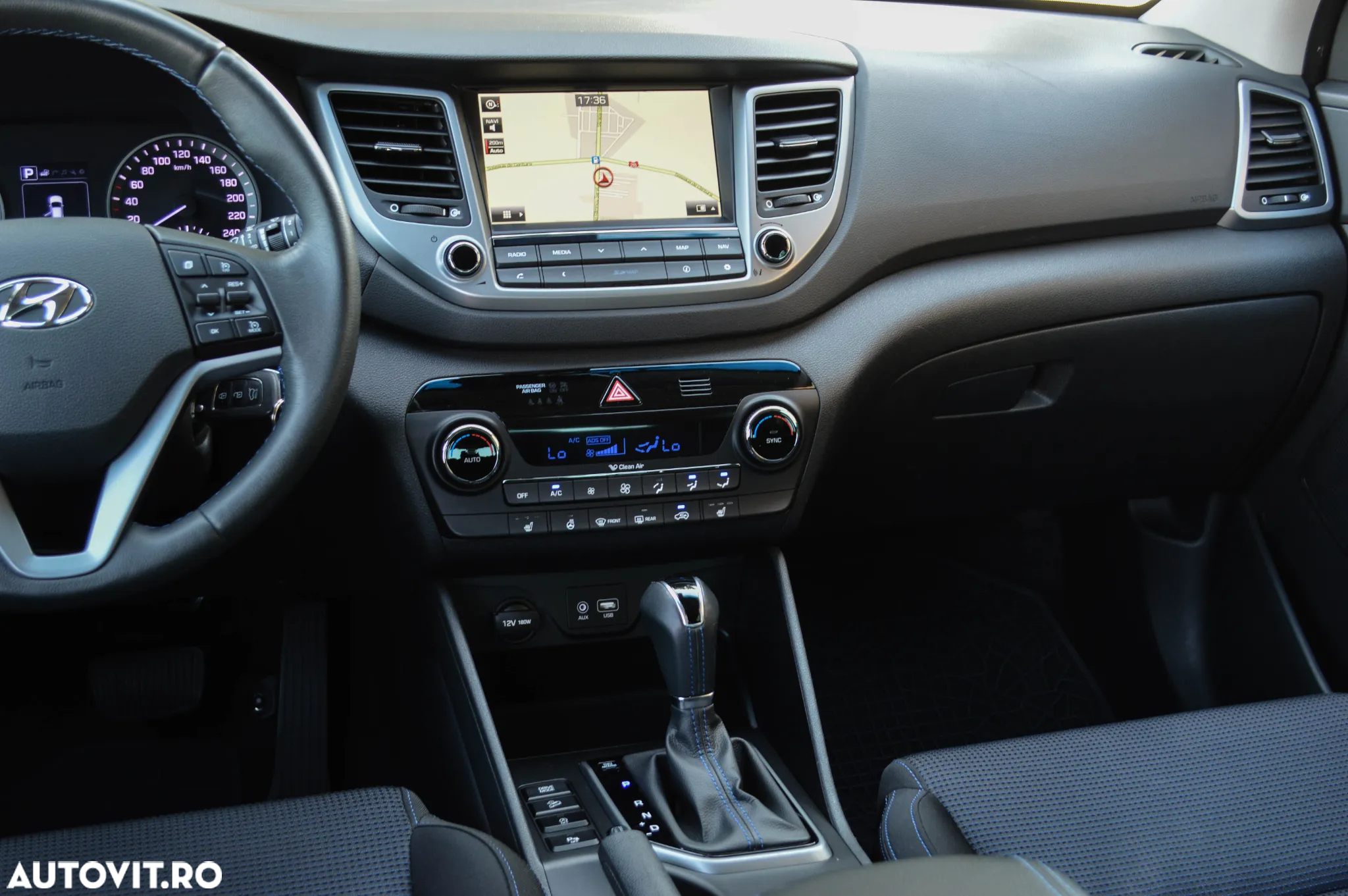 Hyundai Tucson blue 1.7 CRDi 2WD DCT Style - 26