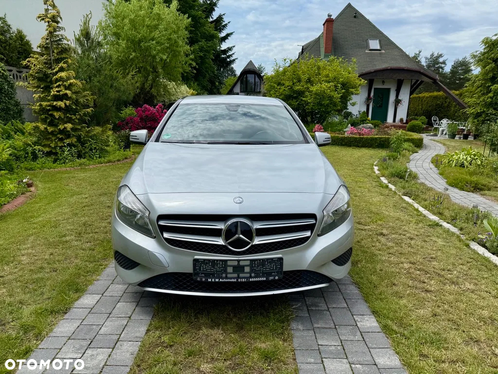 Mercedes-Benz Klasa A 180 AMG Line - 2