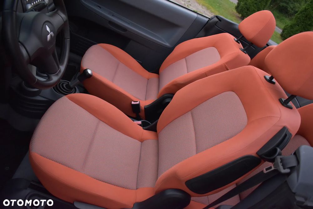 Mitsubishi Colt 1.5 - 10