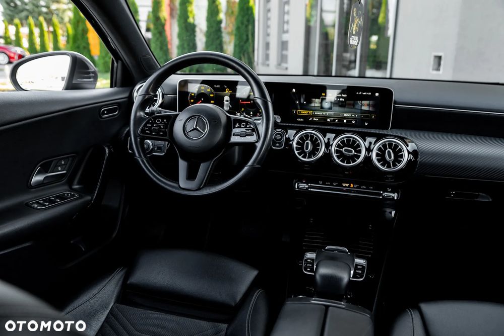 Mercedes-Benz Klasa A 180 d 7G-DCT - 17