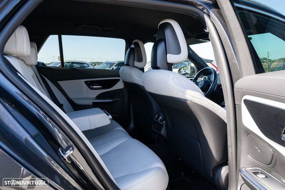 Mercedes-Benz C 300 d AMG Line - 16