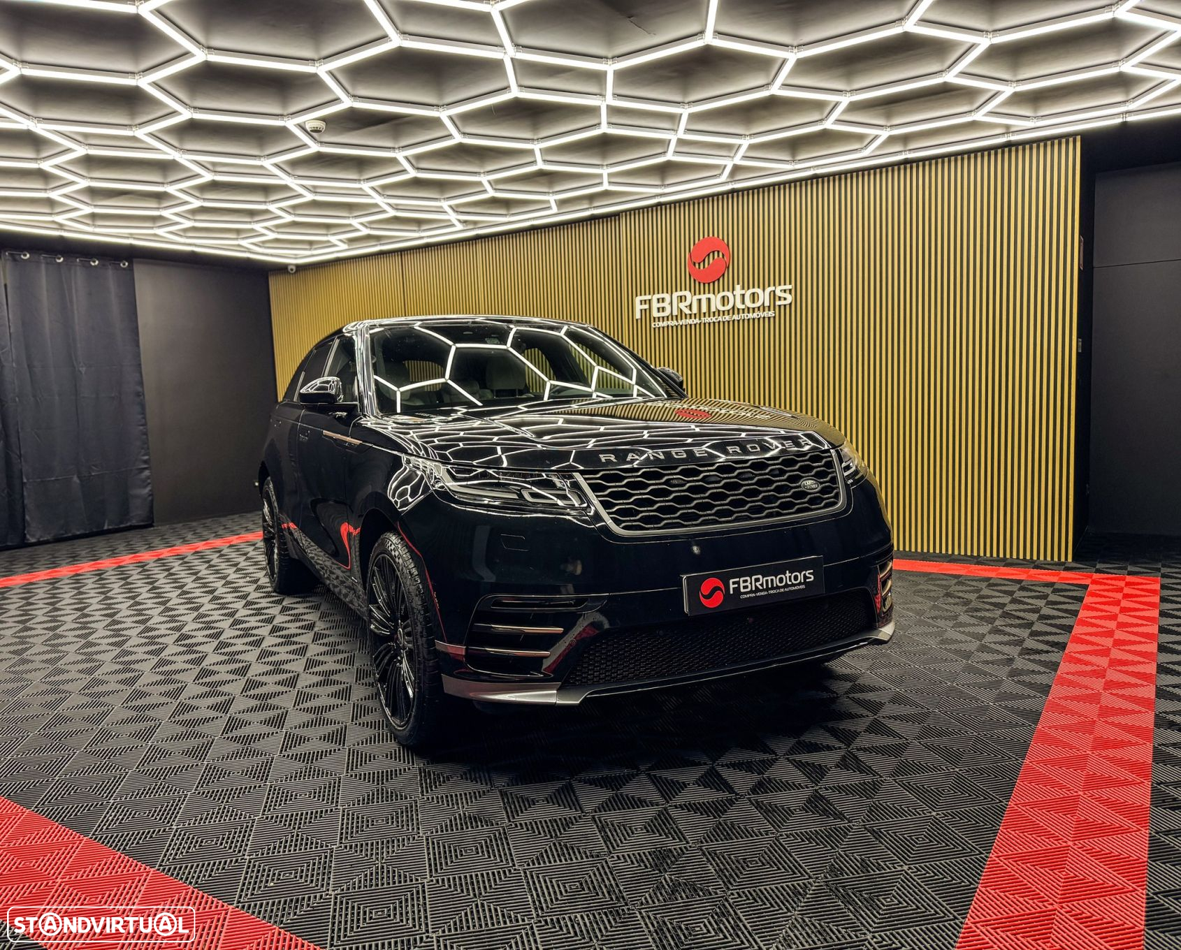 Land Rover Range Rover Velar 2.0d R-Dynamic HSE - 15