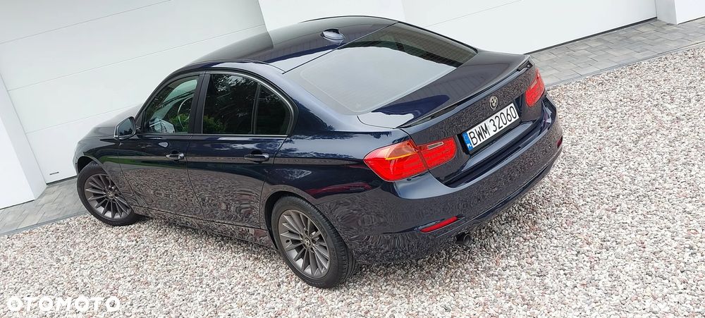 BMW Seria 3 316d Sport Line - 34