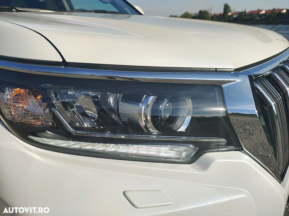 Toyota Land Cruiser 2.8l Turbo D-4D Aut. Luxury - 10