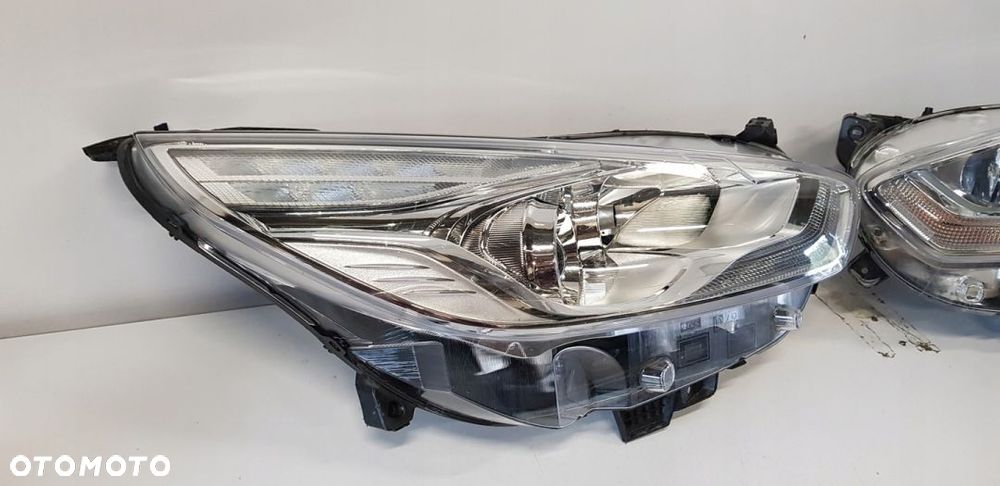 Lampa przód prawa lewa Ford S Max MK2 JASNA LED - 3