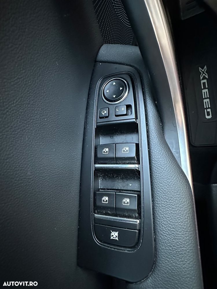Kia XCeed 1.5 T-GDI 7DCT GT Line - 19