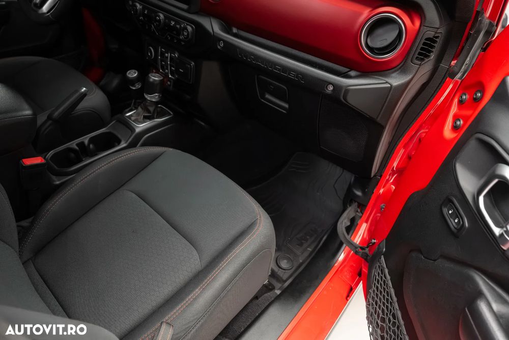 Jeep Wrangler 2.2 CRD AT8 Rubicon - 38