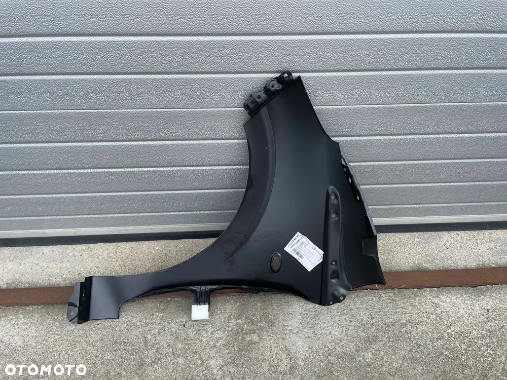 BŁOTNIK PRZEDNI PRAWY  PEUGEOT 108  2014-- NOWY - 2