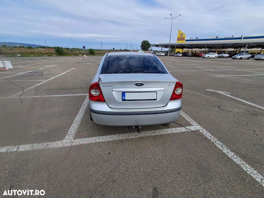 Ford Focus 1.6 TDCI Trend - 5