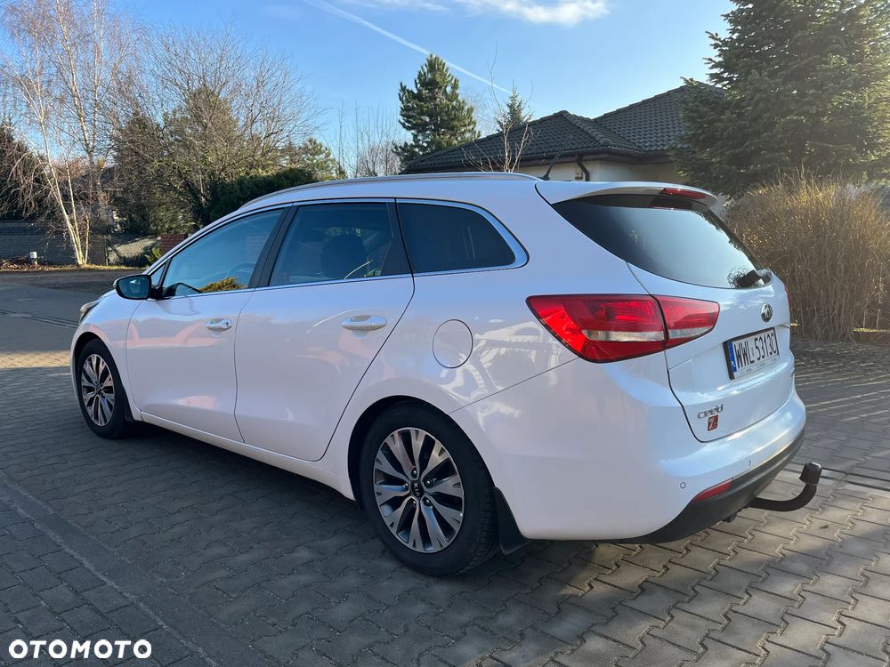 Kia Ceed 1.6 GDI L Business Line - 3