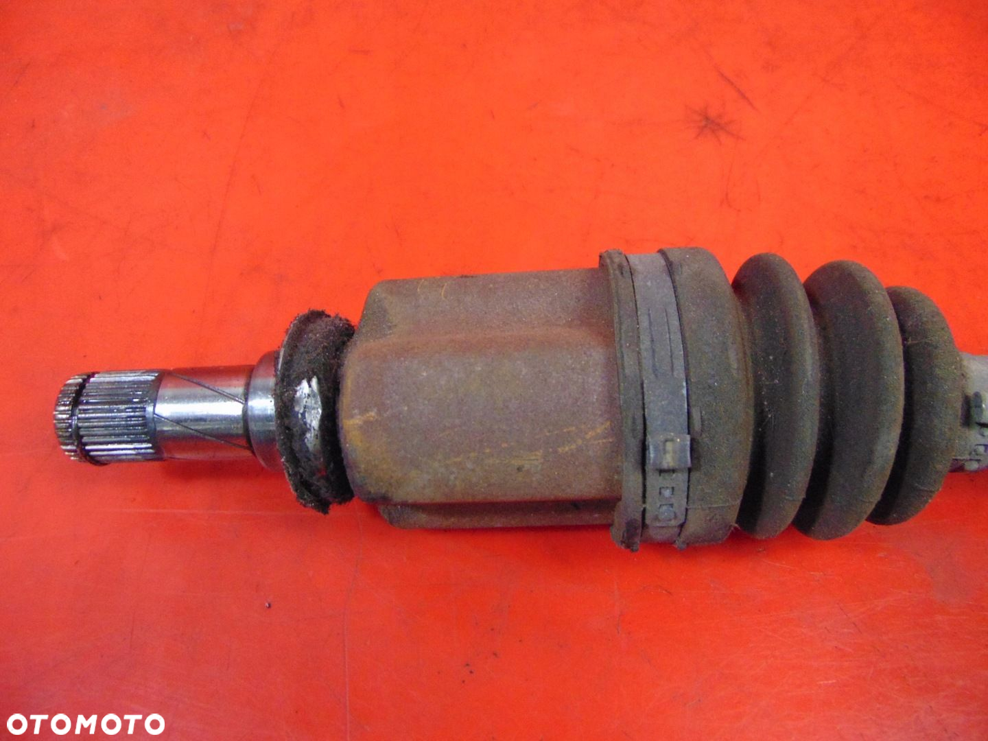 SMART ForTwo II 451 1.0 07- PÓŁOŚ LEWA A4513570501 - 2