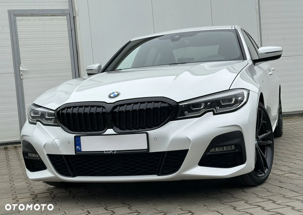 BMW Seria 3 320d xDrive M Sport sport