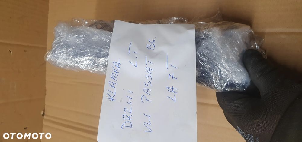 Klamka lewy tył tylna lewa mocowanie VW Passat B6 LA7T 3C0837885G - 11