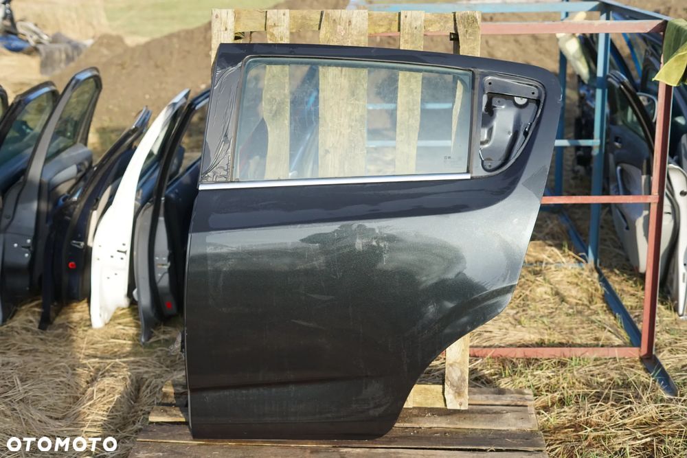 Drzwi tył tylne lewe Chevrolet Aveo T300