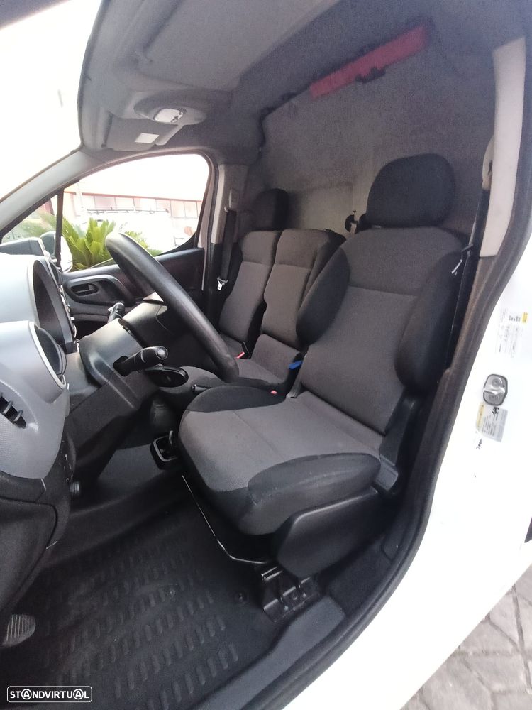 Citroën Berlingo Longa - 11
